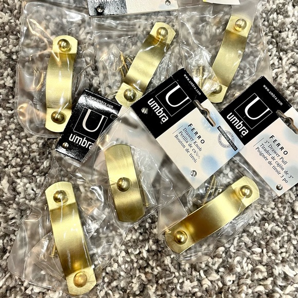 New UMBRA Ferro 3” & 1” Drawer Pull matte brass finish hardware for furniture - Picture 1 of 6